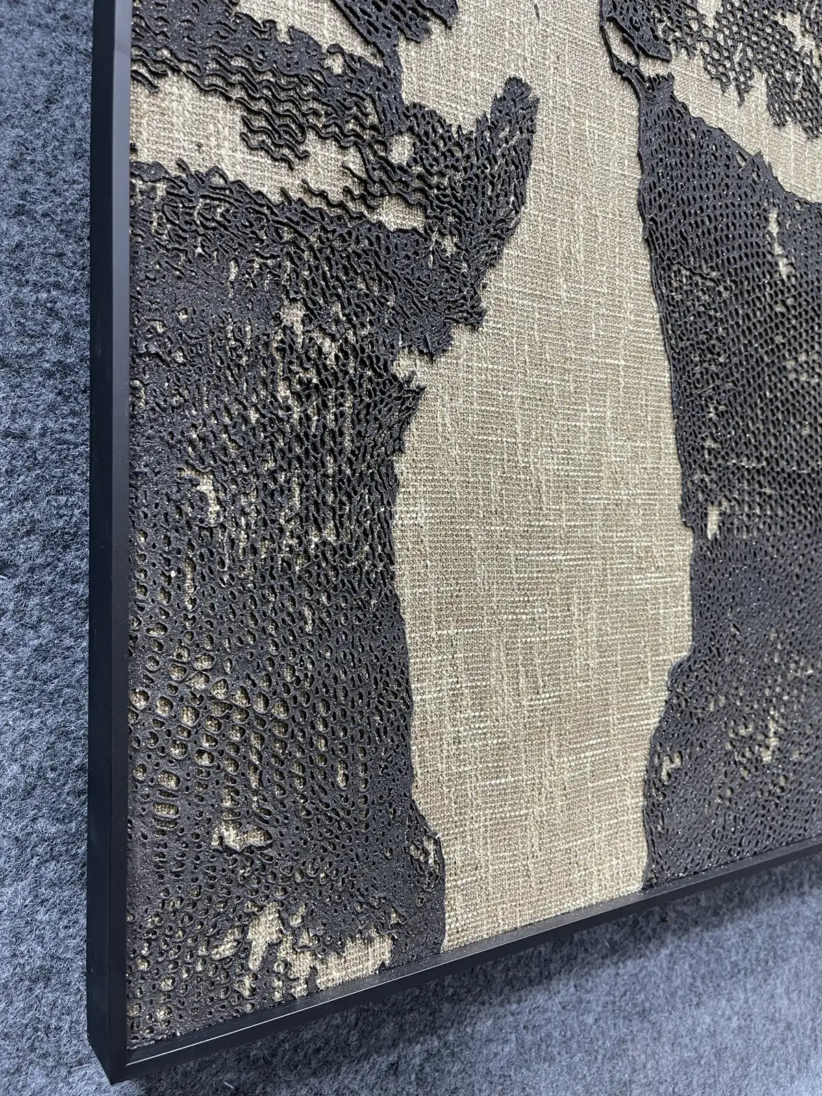 Monolithic Modern Decorative Wall Art Vertical Design | Art Smiley Decor UAE