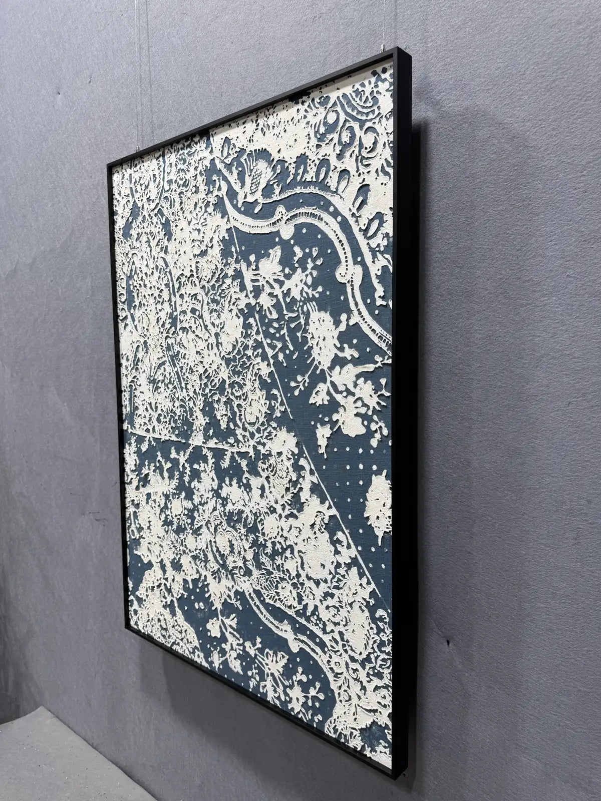 Flowing Hand Painted Abstract Wall Art Vertical Design | Art Smiley Decor UAE