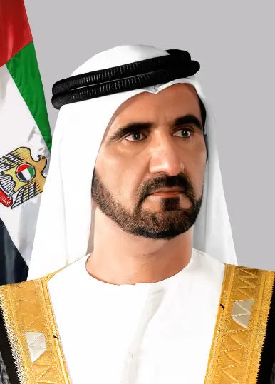 صورة الشيخ محمد بن راشد آل مكتوم مع العلم الرمادي
