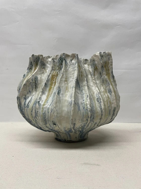 Stonewash Scallop Ceramic Bowl