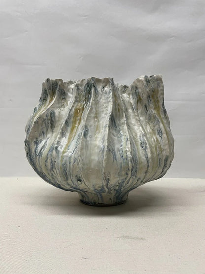 Stonewash Scallop Ceramic Bowl