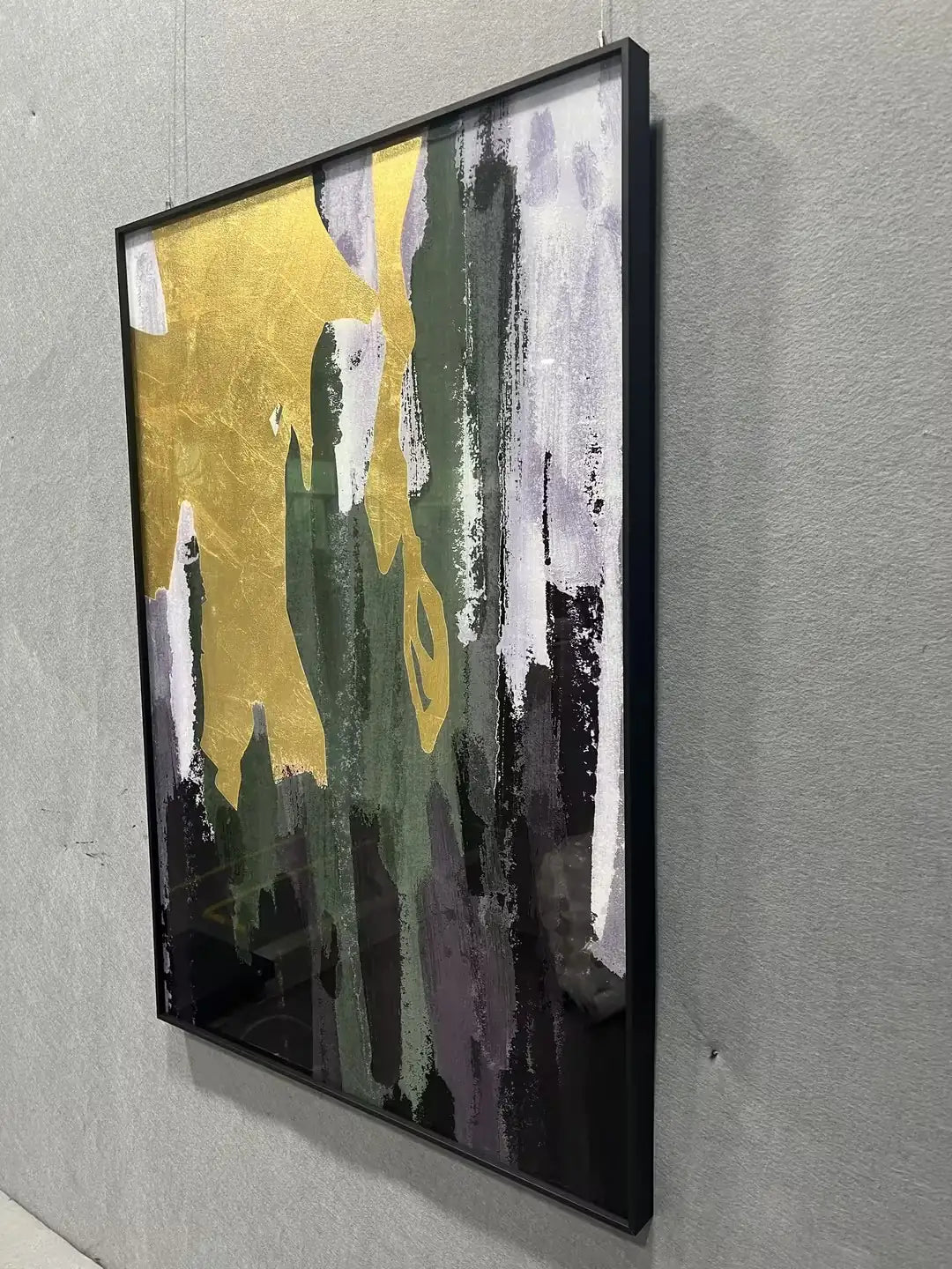 Hammered Gold Foil Abstract Wall Art Vertical Design | Art Smiley Decor UAE