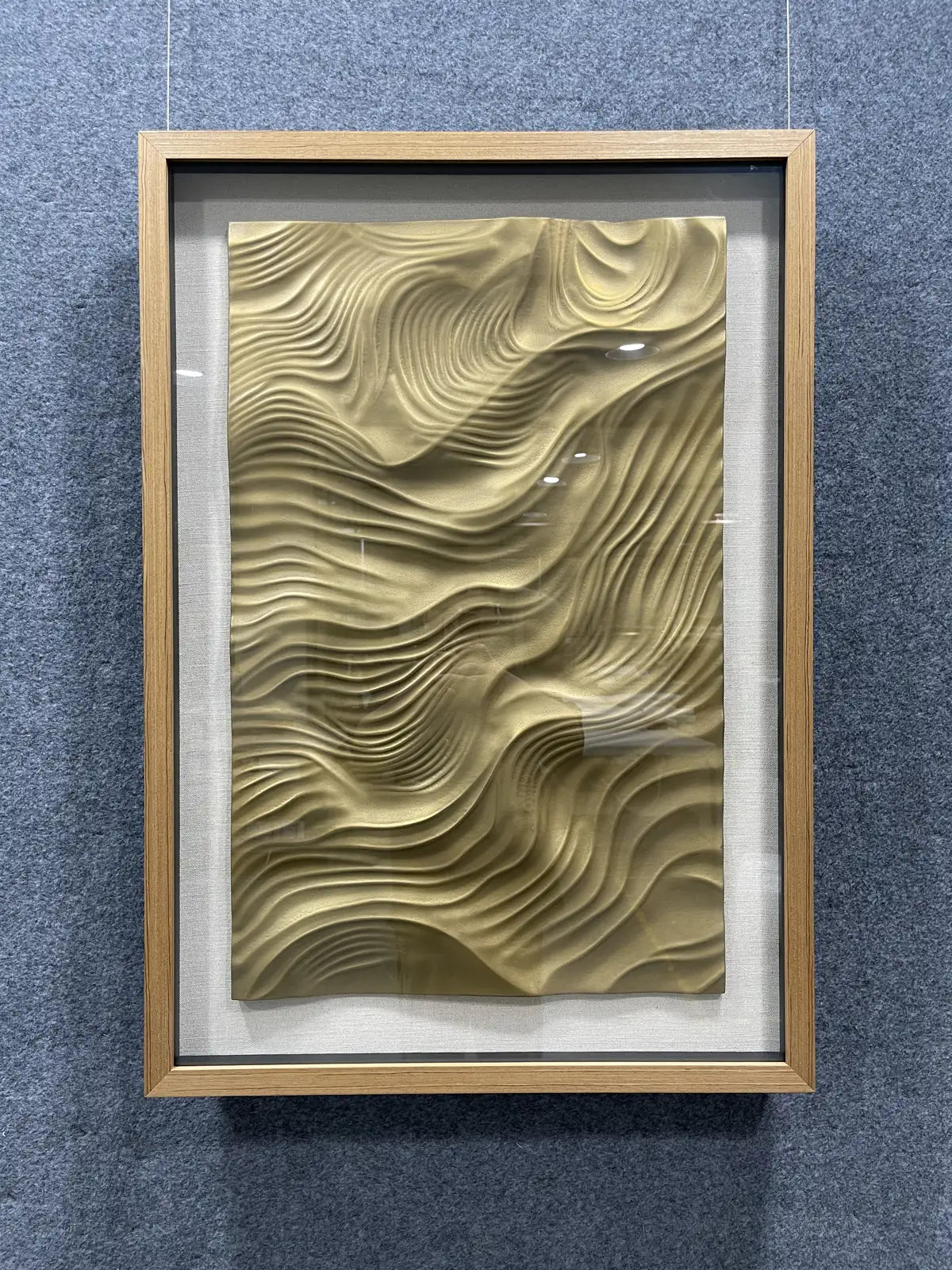 Opaque Acrylic Abstract Wall Art Vertical Design | Art Smiley Decor UAE