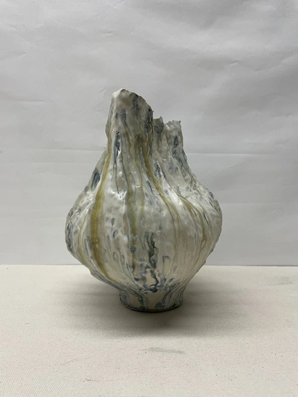 Stonewash Scallop Ceramic Bowl