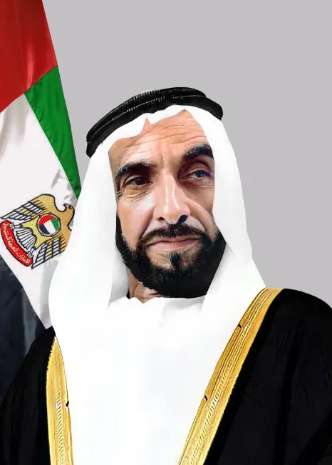 صورة الشيخ زايد بن سلطان آل نهيان، رحمه الله، بعلم رمادي