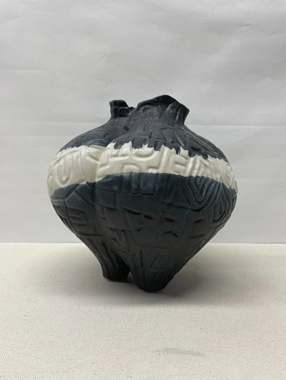 Etched Round Ceramic Pot