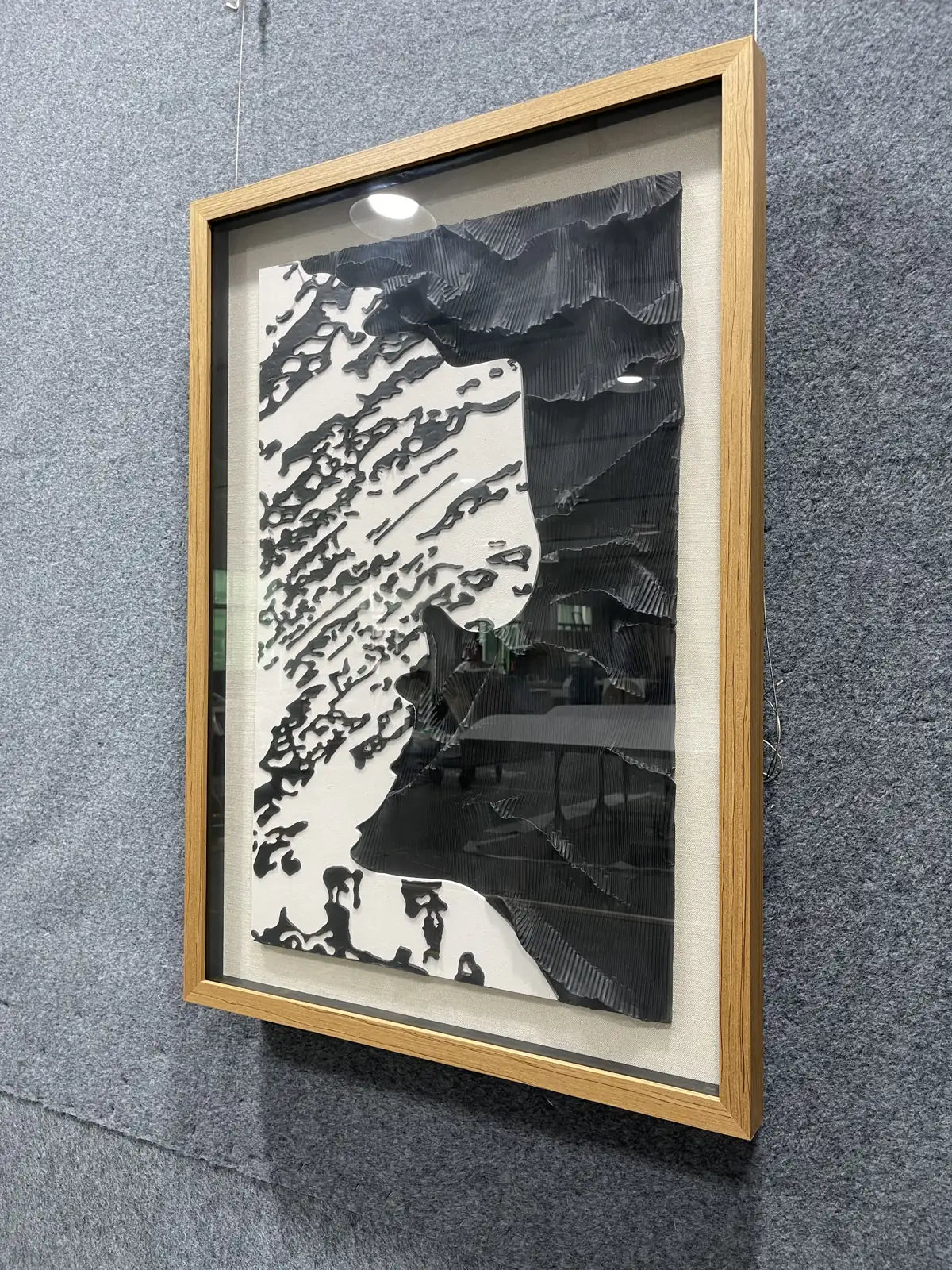 Pressed Paper Art Contemporary Wall Decor Vertical Design | Art Smiley Decor UAE