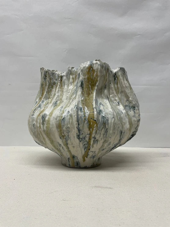 Stonewash Scallop Ceramic Bowl