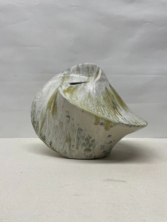 Slanted Shell Ceramic Bowl