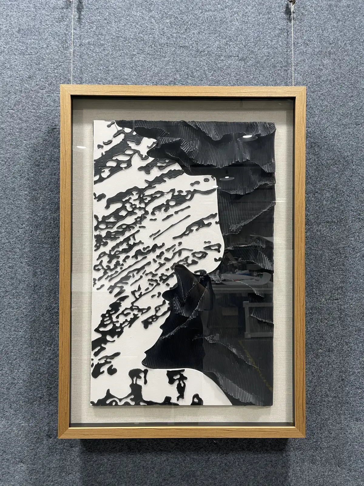 Pressed Paper Art Contemporary Wall Decor Vertical Design | Art Smiley Decor UAE