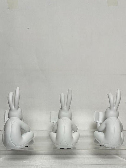Minimal Figurine Resin Sculpture