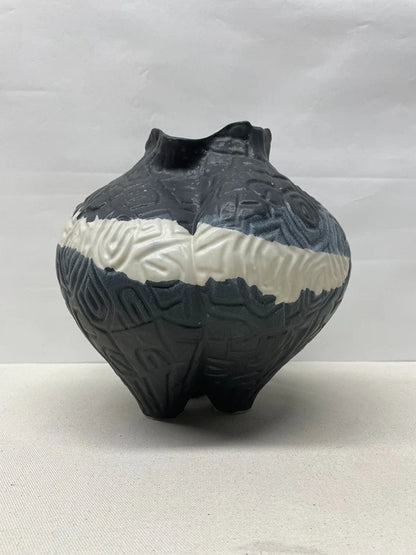 Etched Round Ceramic Pot