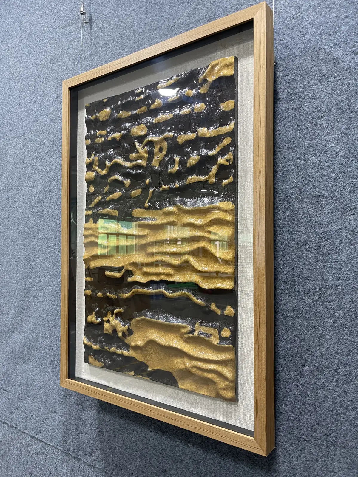 Raw Acrylic Abstract Wall Art Vertical Design | Art Smiley Decor UAE