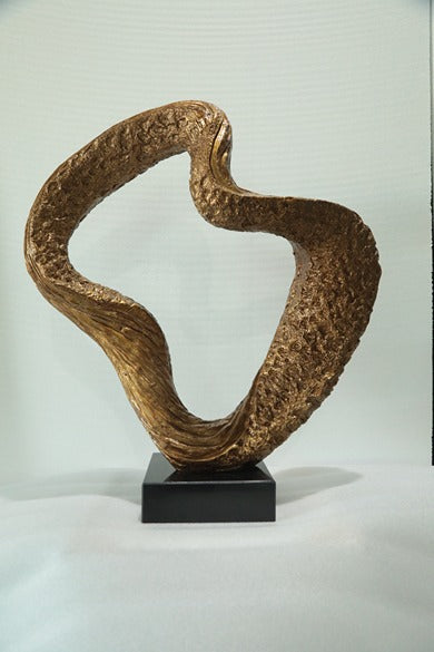 Textured Oval Resin Sculpture N3 artistic sculpture by Artsmiley