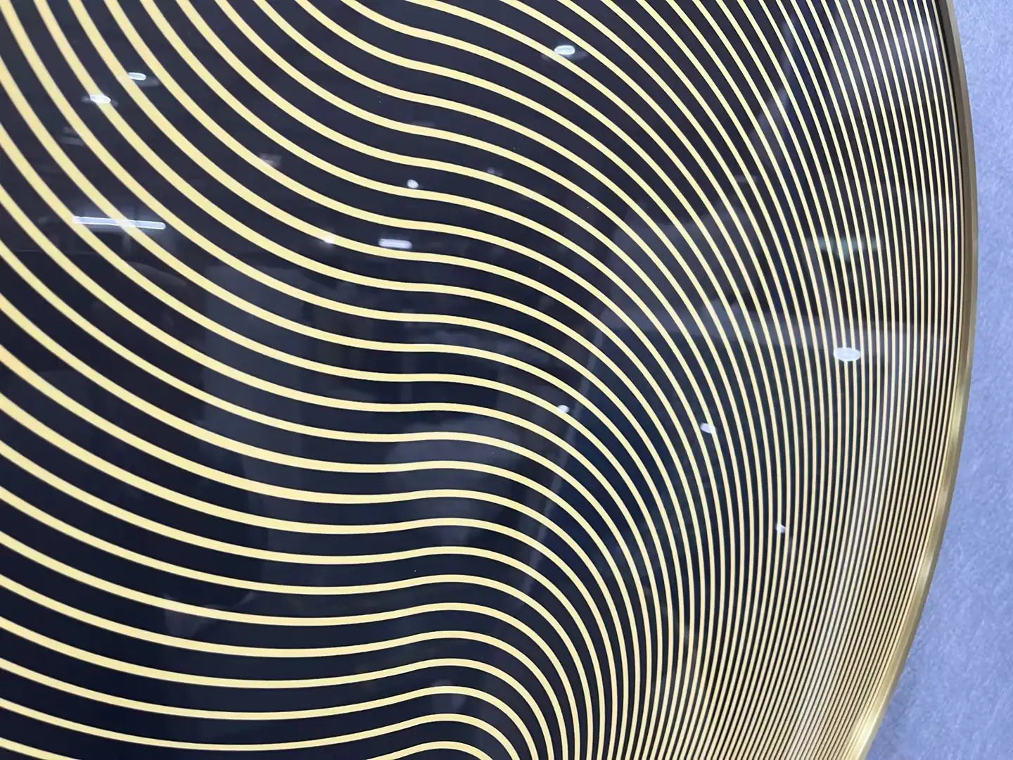 Lustrous Crystal Porcelain Luxury Wall Art Round Design | Art Smiley Decor UAE
