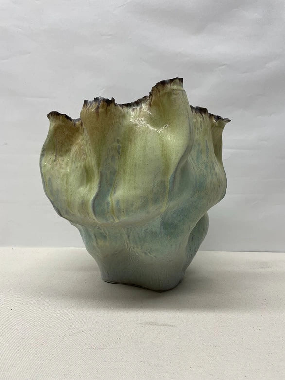 Ruffled Pouch Ceramic Bowl
